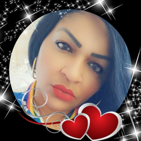 Meet your Posher, Rafaela - Picture 1 of 1